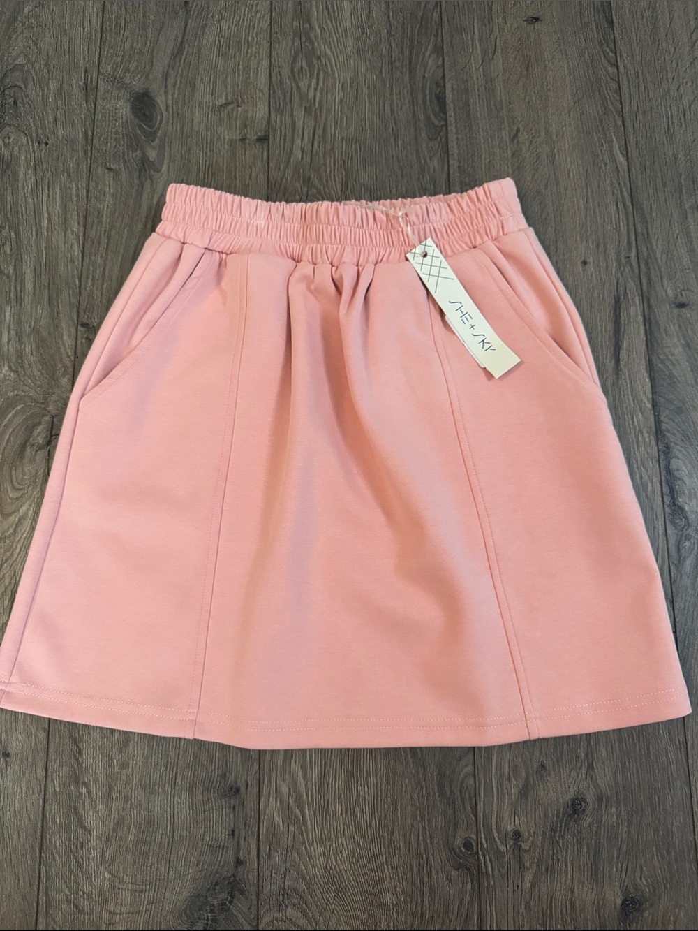 She + Sky Peachy Scuba Mini Skirt with Elastic Waist & pockets NWT